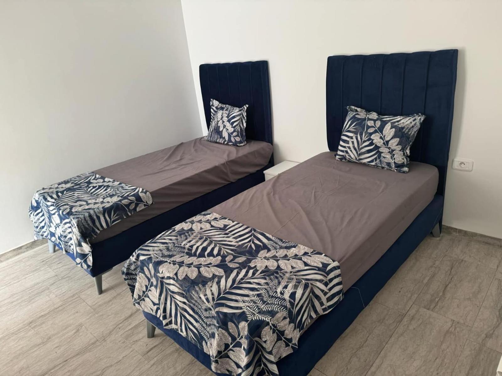 Dhekra Appartement *