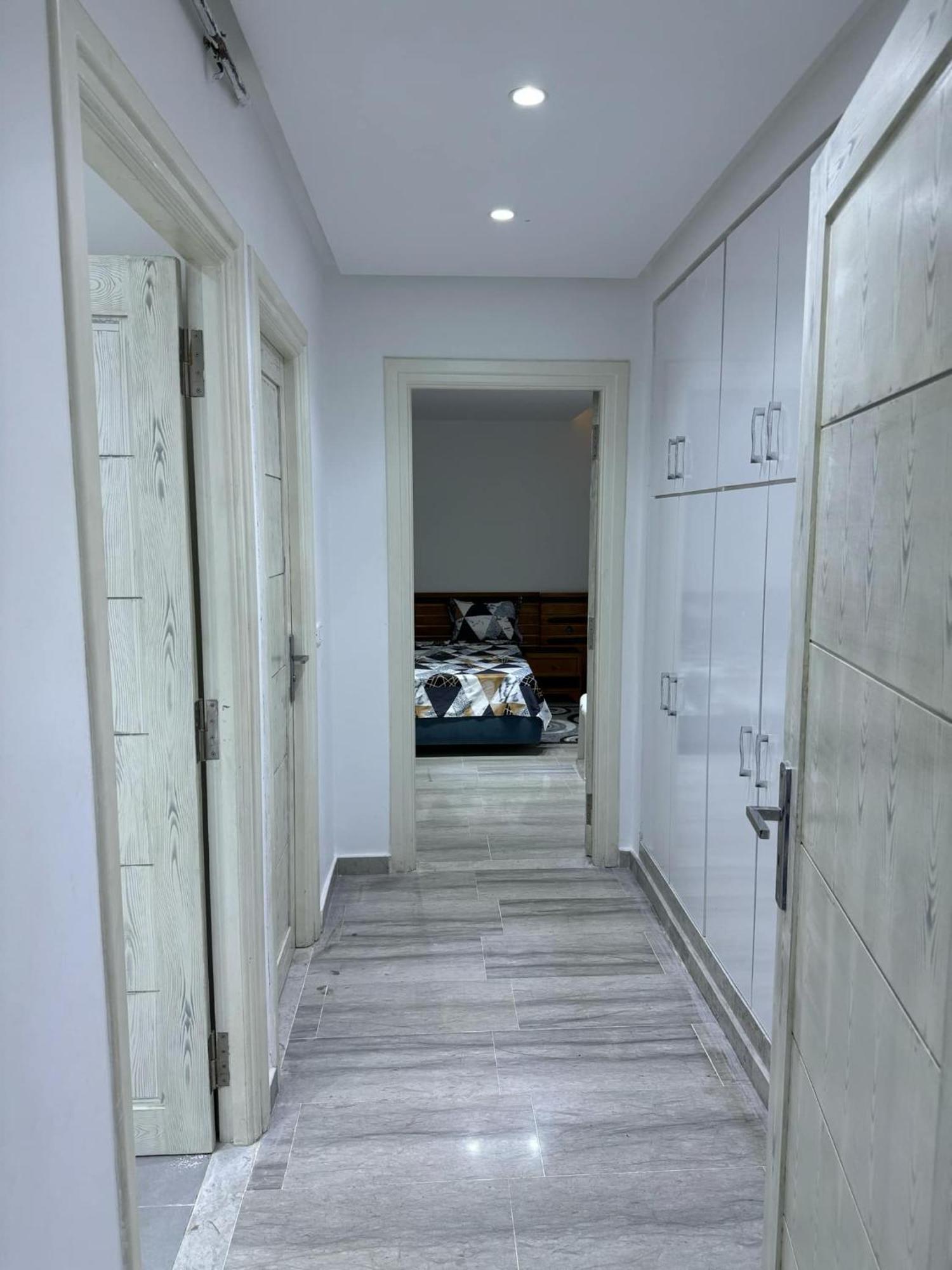 Dhekra Apartment